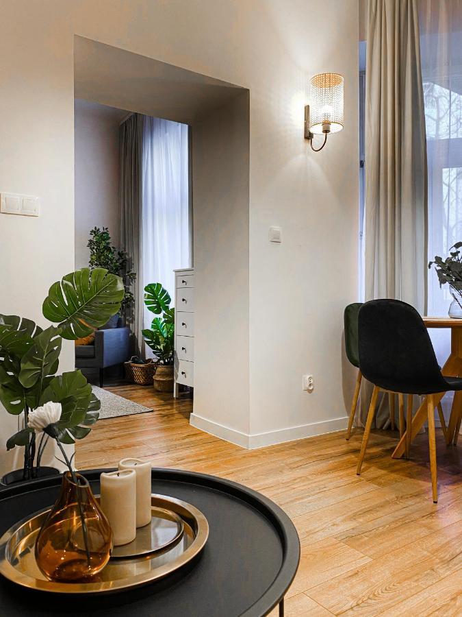 Charming Apartment, Wawel & Old Town Краков Экстерьер фото